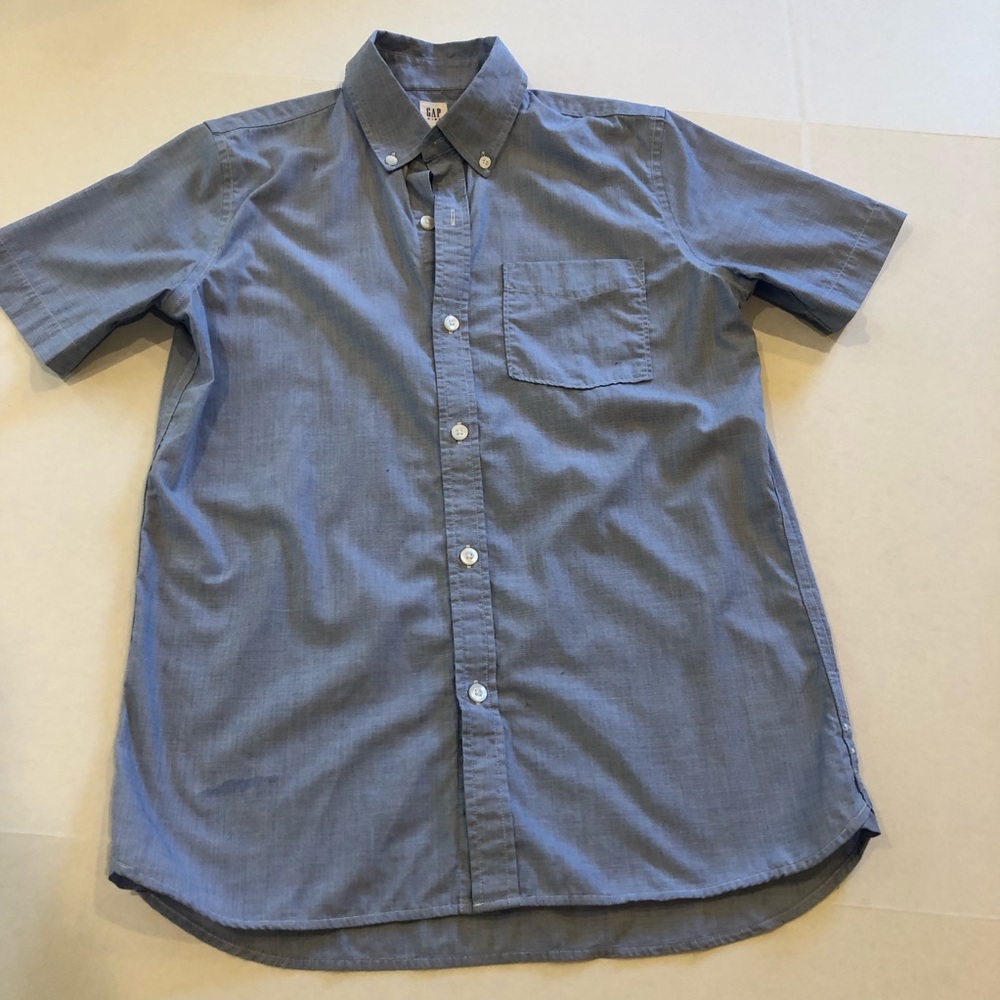 GAP kids blue chambray short sleeve button down